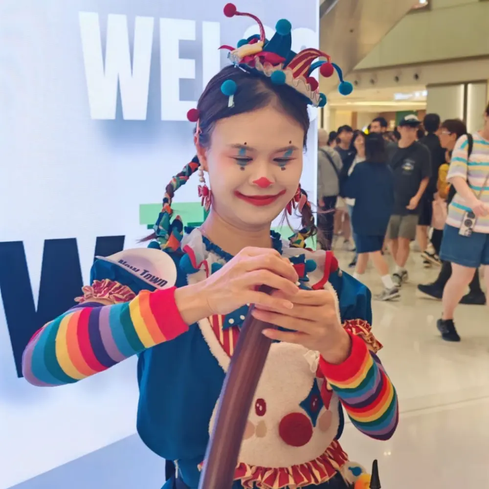 專業小丑WinWin 現場扭氣球及彩繪服務 2.webp