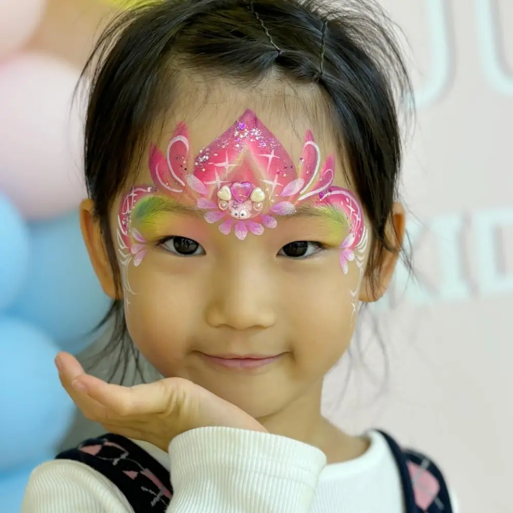 Claudia Wong Face painting 11.webp