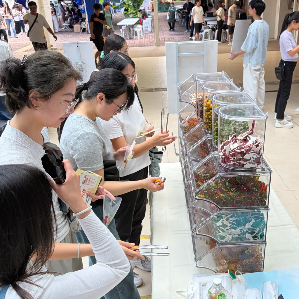 懷舊到場夾糖服務