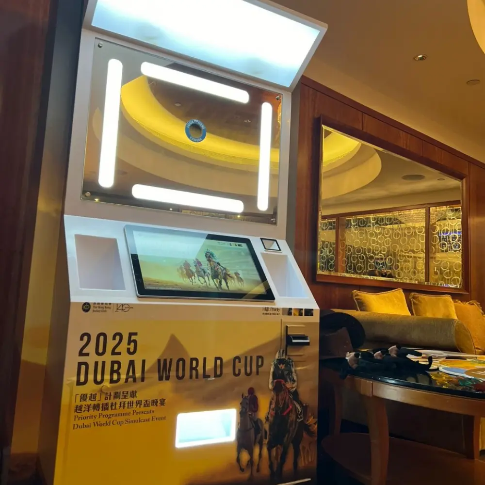 租借貼紙相機及夾公仔機